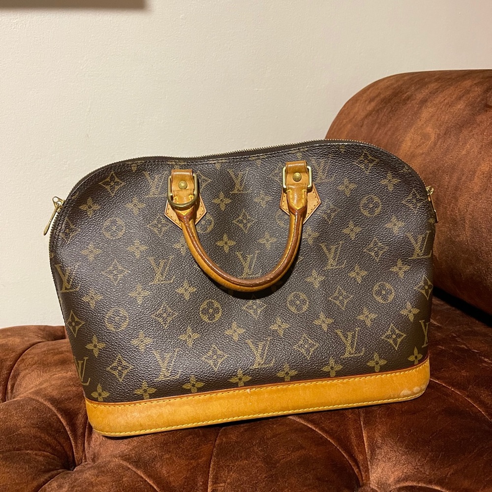 Louis Vuitton Alma